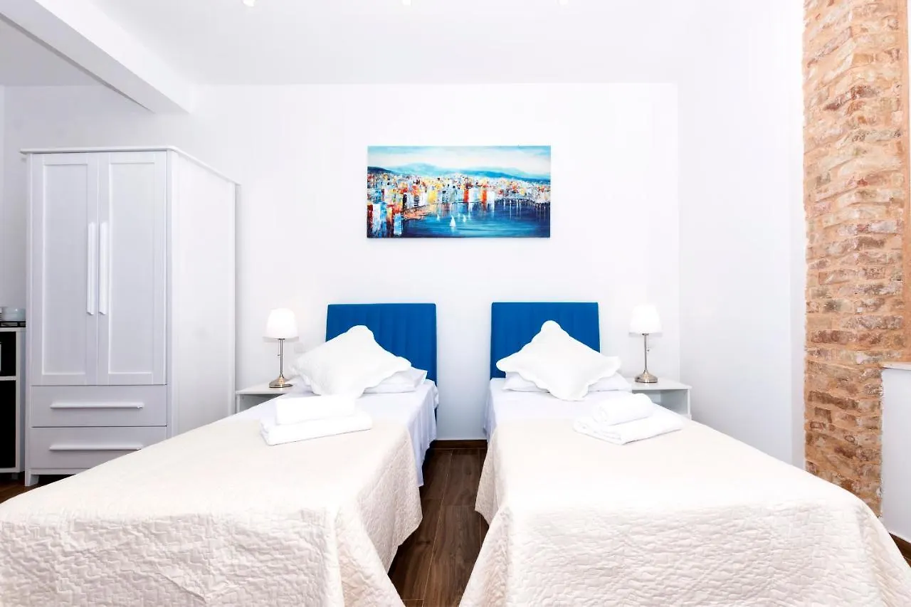 Peruzovic Rooms 3 Split Guest house