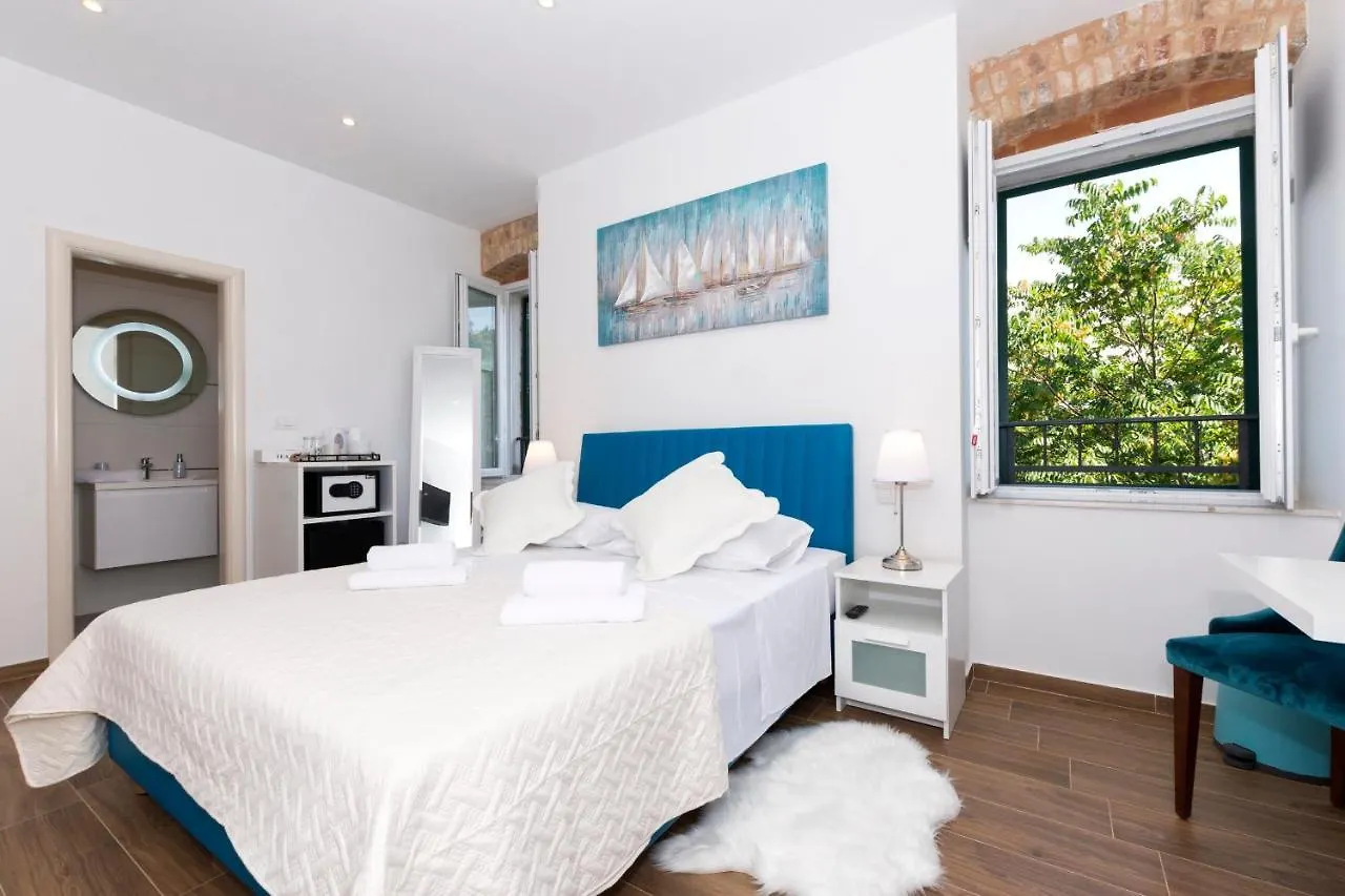 Guest house Peruzovic Rooms 3 Split